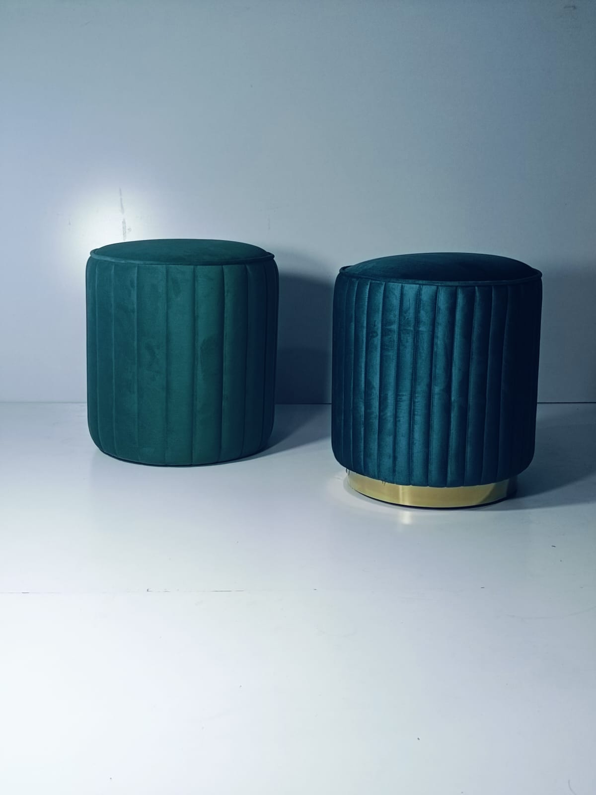 modern round pouf set – emerald green velvet finish